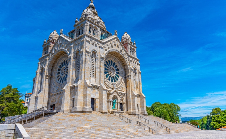 En Viana do Castelo hay que visitar el Santuario de Santa Luzia