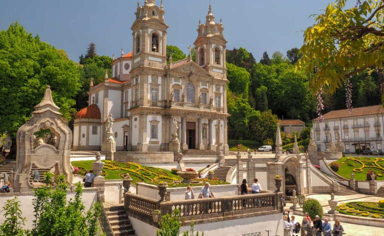 El famoso Santuario de Bom Jesus de Braga, también conocido como Bom Jesus do Monte 